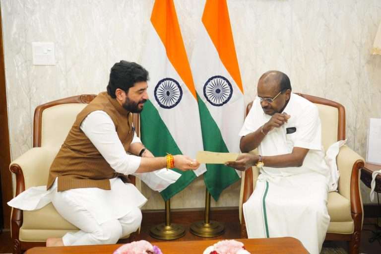 पुणे शहरासाठी १००० ई-बसेसच्या प्रक्रियेला गती…