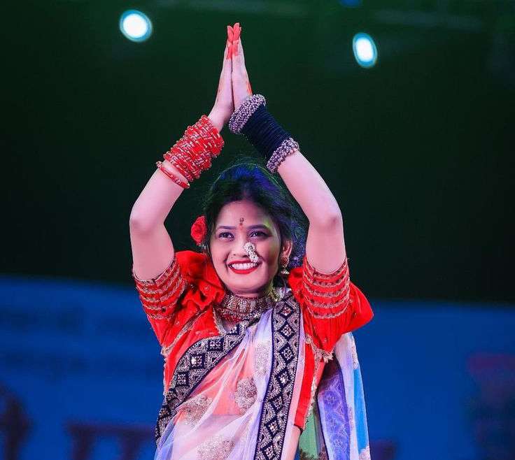 गौतमी पाटीलला पुणे पोलिसांकडून क्लीन चीट, म्हणाले ‘ ती मोटारीत नव्हतीच