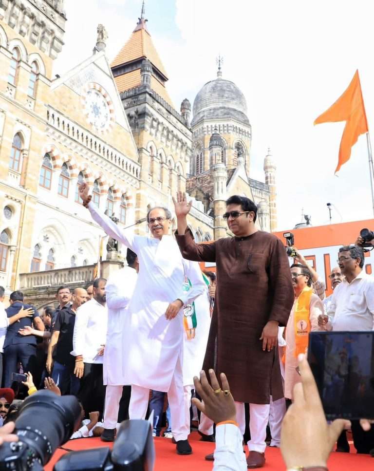 ‘सत्याचा मोर्चा’च्या आयोजकांवर गुन्हा दाखल:बेकायदेशीर सभा अन् पोलिसांच्या आदेशांचे उल्लंघन प्रकरणी कारवाई