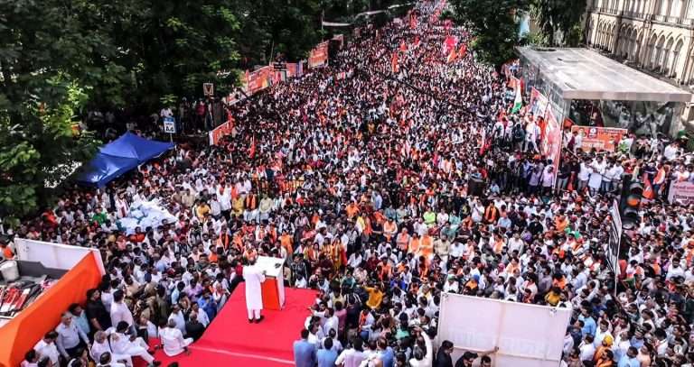 ॲनाकोंडाला आता कोंडावंच लागेल – उद्धव ठाकरे