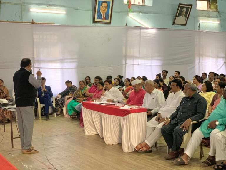 कॉंग्रेस भवनात निवडणुकीच्या पूर्व तयारीसाठी मतदार याद्या संदर्भात विशेष सत्र