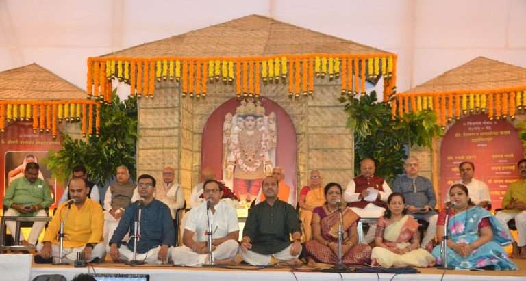 घोरात्कष्टात स्तोत्र पठणातून शेकडो भक्तांचा दत्तचरणी मंत्रघोष