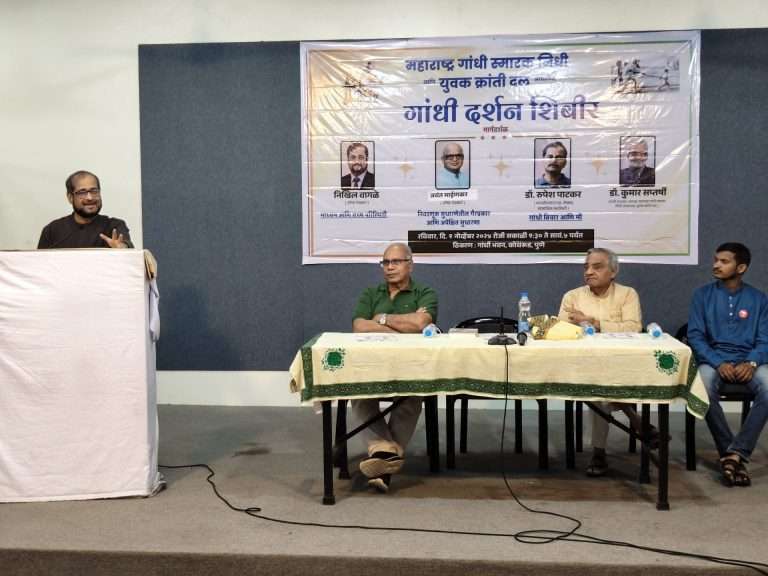 माध्यमांनी कायम विरोधी पक्षाची भूमिका बजावली पाहिजे – ज्येष्ठ पत्रकार निखिल वागळे