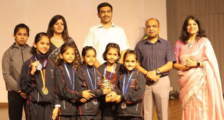 सीबीएसई योगासन नॅशनल्समध्ये ध्रुव ग्लोबलची उत्कृष्ट कामगिरीनिरल वाडेकरने सुवर्णपदक जिंकले