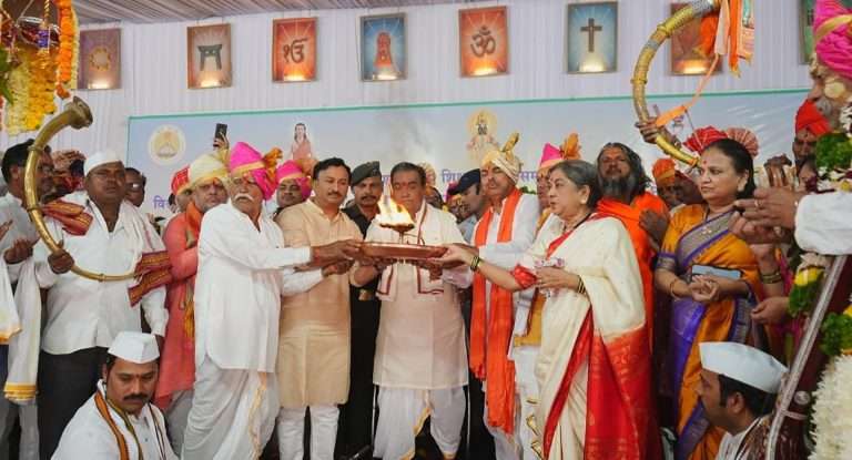 संत श्री ज्ञानेश्वर माऊलींचा ७२९ वा संजीवन समाधी सोहळा व जागतिक सहिष्णुता सप्ताहाचा रौप्य महोत्सव संपन्न
