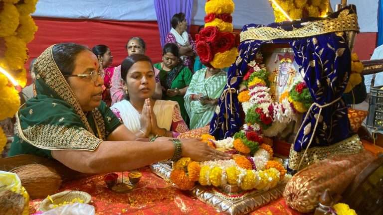 साईनामाच्या जयघोषात श्री सद्गुरु साईबाबांचा पालखी सोहळा उत्साहातकर्वेनगर मधील श्री सद्गुरू साईबाबा सेवा संस्था