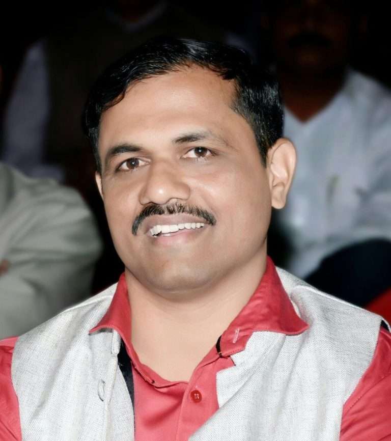 महात्मा फुले मराठी साहित्य संमेलनाच्याअध्यक्षपदी प्रशांत देशमुख यांची निवड,स्वागताध्यक्षपदी गौरव कोलते