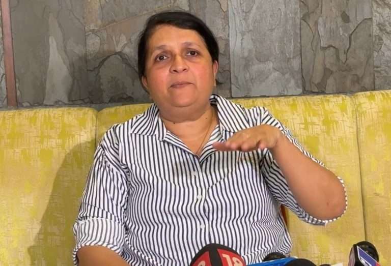 पार्थ पवारला अटक झाली पाहिजे आणि तत्काळ अजित पवारांनी राजीनामा दिला पाहिजे – अंजली दमानिया