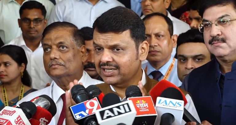 पार्थ पवार जमीन व्यवहार:देवेंद्र फडणवीसांनी सांगितले, अनियमितता आढळली, तर कडक कारवाई