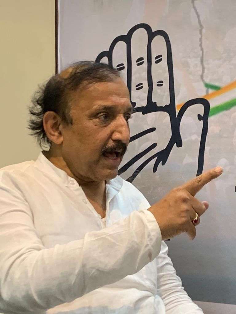 निवडणुका स्थगितीबाबत आयोगाने स्पष्टीकरण द्यावे अन्यथा… गोपाळदादा तिवारी