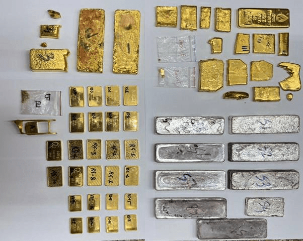 मुंबईत सोन्याची तस्करी करणाऱ्या मोठ्या रॅकेटचा पर्दाफाश; १५ कोटीचे सोने जप्त 11 जणांना केली अटक