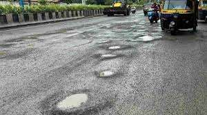 खड्डयामुळे होणारे मृत्यू आणि रस्ते सुरक्षेबाबत मुंबई उच्च न्यायालयाचा ऐतिहासिक निर्णय