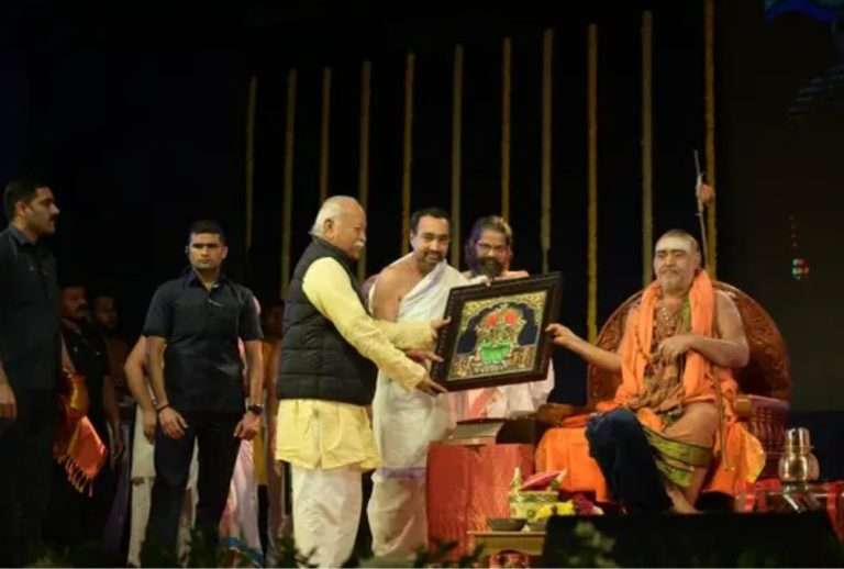 राममंदिर झाले, आता राष्ट्रमंदिराची उभारणीसरसंघचालक डॉ. मोहन भागवत; आदित्य प्रतिष्ठानच्या वतीने कृतज्ञता पुरस्कार