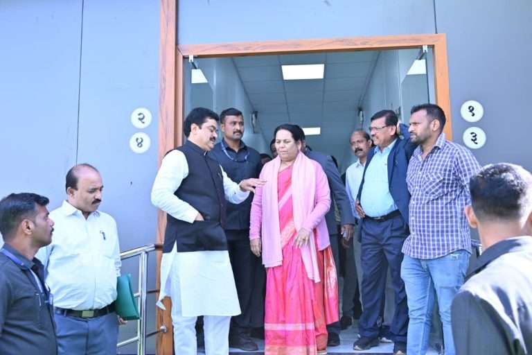 विधानपरिषद सभापती प्रा. राम शिंदे व उपसभापती डॉ. नीलम गोऱ्हे यांच्या नेतृत्वात हिवाळी अधिवेशन तयारीचा सविस्तर आढावा