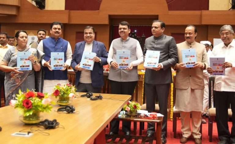 प्रबोधन, प्रशिक्षण व संशोधन ही लोकशाही समृद्धीची त्रिसूत्री