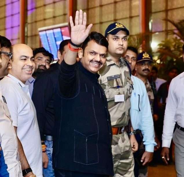 वर्ल्ड इकॉनॉमिक फोरम 2026 साठी मुख्यमंत्री देवेंद्र फडणवीस दावोसकडे रवाना