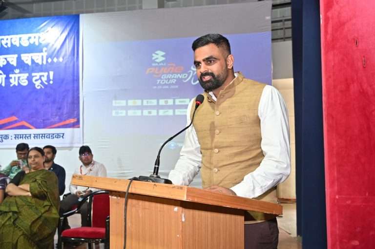 आदिवासी क्षेत्र व समुदायाचा विस्तृत विकासावर भर द्या-जिल्हाधिकारी जितेंद्र डुडी