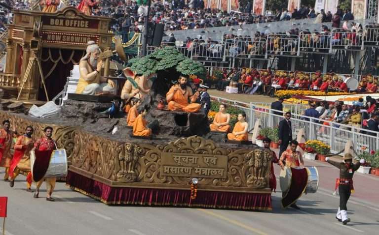 चित्ररथावर भारताची कथाकथन परंपरा आणि वेव्हज् संकल्पनेचे दर्शन