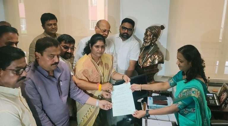 कॉंग्रेस म्हणते , चिंता नाही हारण्याची,कर्तव्यपूर्ती लढण्याची तर राष्ट्रवादीचे मात्र तळ्यात मळ्यात …