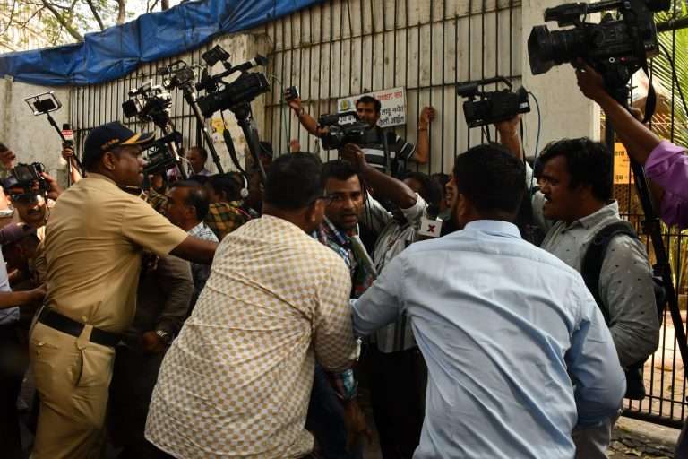 चीन प्रश्नी भूमिका स्पष्ट करा, माजी लष्करप्रमुख जनरल मनोज नरवणे यांचे पुस्तक तात्काळ प्रसिद्ध करा