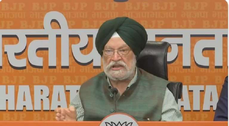 पेट्रोल आणि डिझेलवरील उत्पादन शुल्कात प्रती लीटर दहा रुपयांची घट