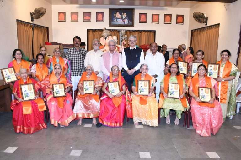 आईच्या मायेची तुलना जगात कशाशीही होऊ शकत नाही