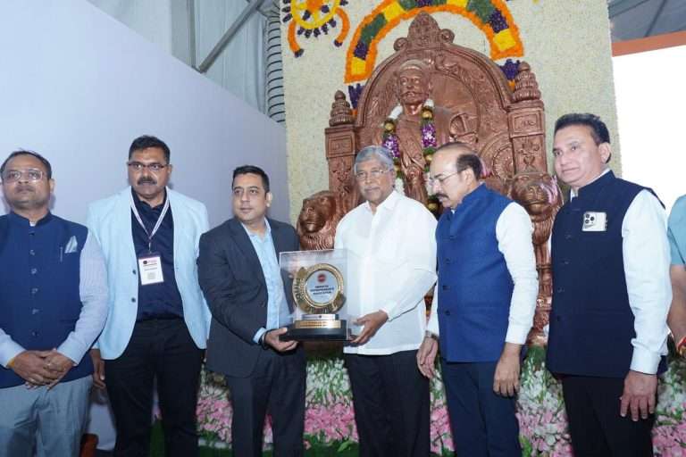 एमईए इंटरनॅशनल बिझनेस एक्स्पो २०२६ चे उच्च व तंत्र शिक्षण मंत्री चंद्रकांतदादा पाटील यांच्याकडून कौतुक