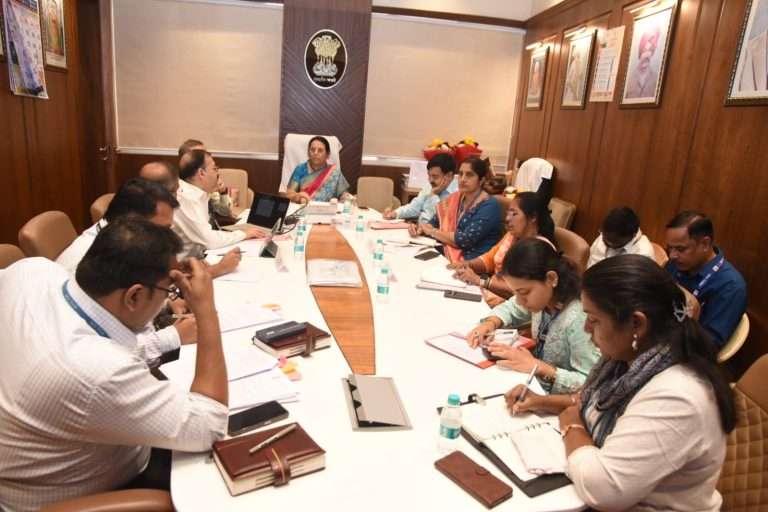 ऊसतोड कामगारांसाठी सर्वसमावेशक कायदा आवश्यक : उपसभापती डॉ. नीलम गोऱ्हे