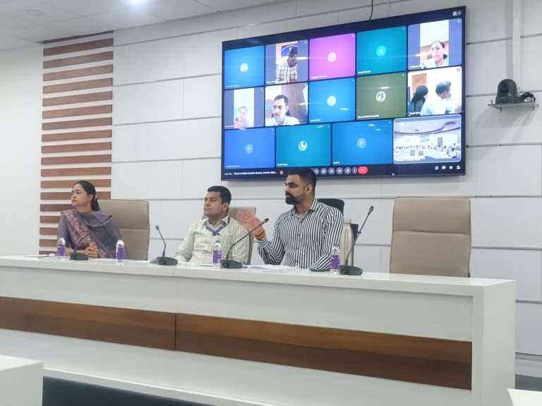 विमुक्त जाती व भटक्या जमातीच्या नागरिकांना ३१ मे अखेर मुलभूत ओळखपत्रे उपलब्ध करुन द्यावेत-जिल्हाधिकारी जितेंद्र डुडी