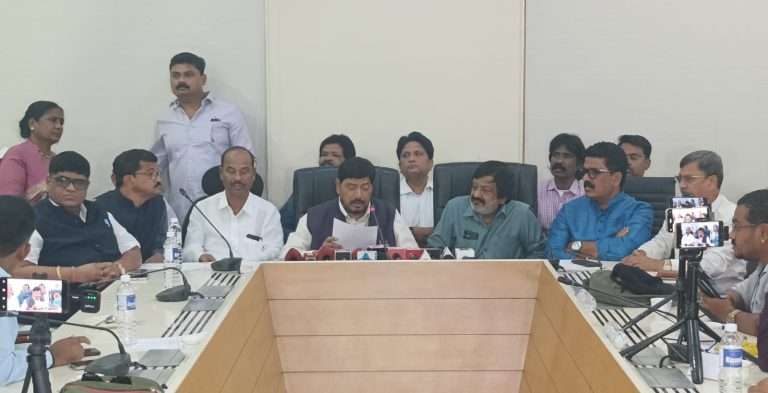 रिपब्लिकन पक्षाला राष्ट्रीय पक्ष मान्यता मिळवून देणार:रामदास आठवले यांचा निर्धार
