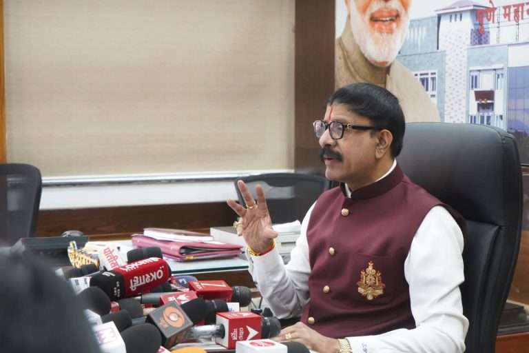 हडपसर गाडीतळ उड्डाणपुल दुरुस्तीस ५.८६ कोटींचा प्रस्ताव; ‘संरचना’ कंपनीला काम देण्याची शिफारस