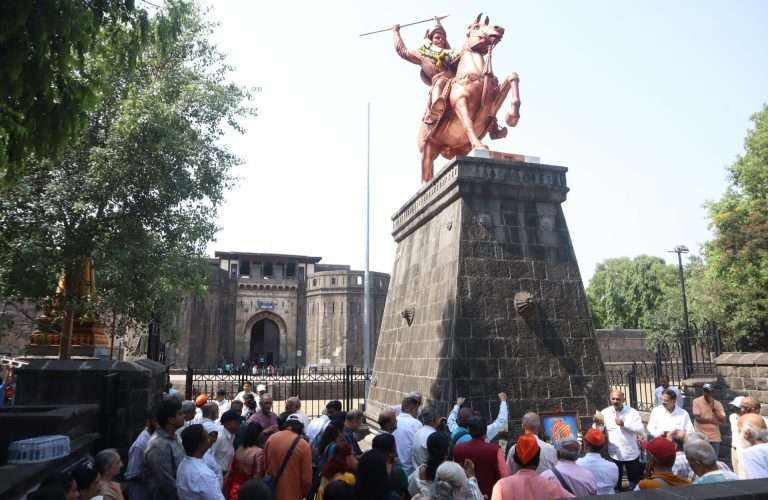 थोरले बाजीराव पेशवे यांचे तैलचित्र राज्याच्या विधानभवनात लावणार