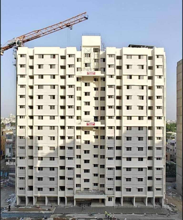 ‘पीएमआरडीए’चा आशियाई विक्रम! अवघ्या ९५ दिवसांत उभी राहिली १४ मजली इमारत!