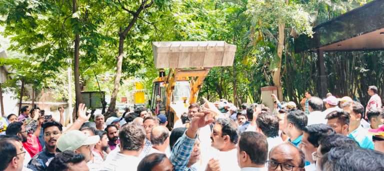 ठराविक धार्मिक स्थळांना लक्ष्य करणे चुकीचे -माजी गृहराज्यमंत्री रमेश बागवे