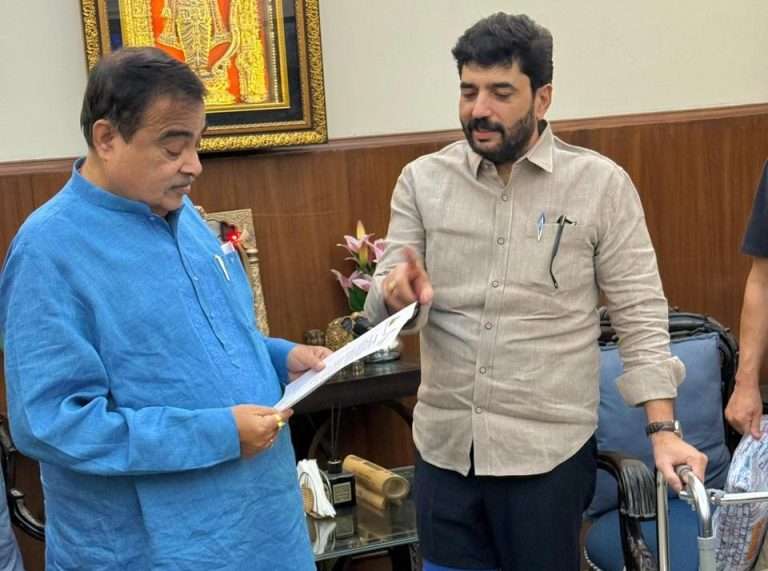 ठप्प झालेले वाहन पासिंगचे काम पुन्हा सुरू !