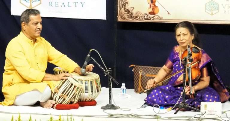 ‘गुरू-देव स्वरोत्सवा’तून श्रद्धा, भक्तीचे सुरेल दर्शन