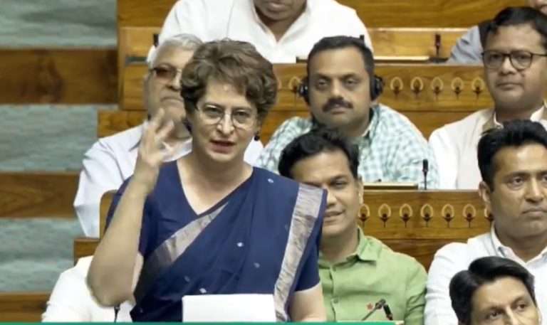 प्रियंका गांधी म्हणाल्या- महिला त्यांना भुरळ घालणाऱ्या पुरुषांना ओळखतात.