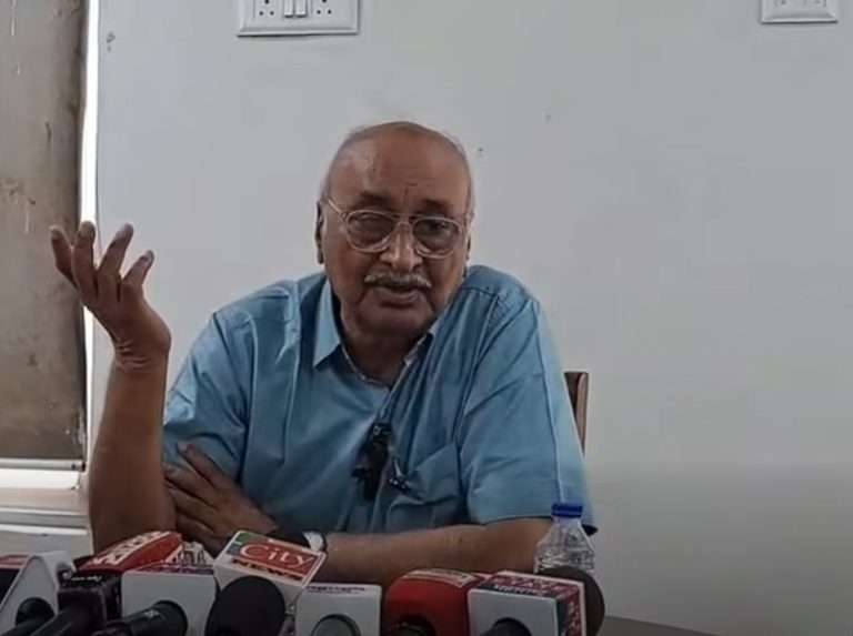 सध्याचे भोंदूबाबा ,बुवा हे सरकारच्याच आश्रयाखाली : धीरेंद्र शास्त्री, बागेश्वर आणि इतरांवर कारवाई का नाही?