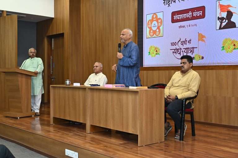 हिंदुत्वाच्या स्पष्टतेतूनच राष्ट्रीय एकता निर्माण होईल-सुनील आंबेकरअखिल भारतीय प्रचार प्रमुख राष्ट्रीय स्वयंसेवक संघ