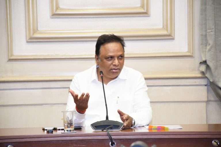 चित्रपट उद्योगासाठी प्रोत्साहन धोरणाचा अभ्यास करण्यासाठी समिती स्थापन-सांस्कृतिक कार्य मंत्री ॲड. आशिष शेलार