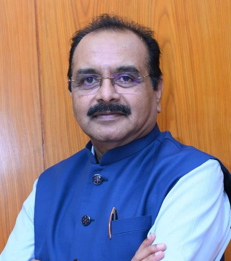 धनंजय औंढेकर महावितरणच्या संचालक (संचालन) पदी रूजू