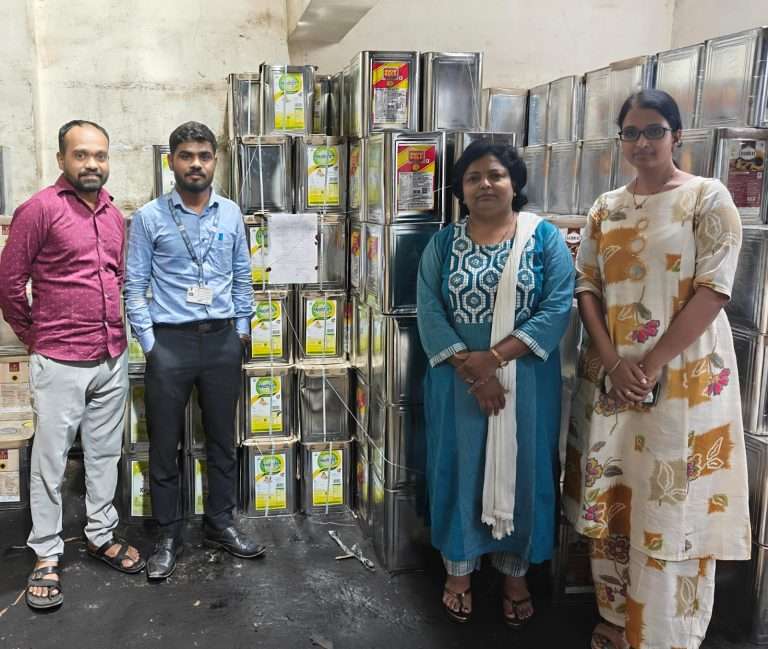 अन्न व औषध प्रशासनाकडून भेसळयुक्त अन्नपदार्थांचा ३१ लाख ७३ हजार रुपयांचा साठा जप्त