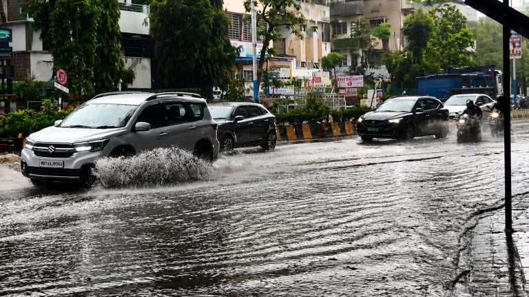 पुण्या- मुंबईत पाऊस, पुन्हा सक्रिय झाला मान्सून…