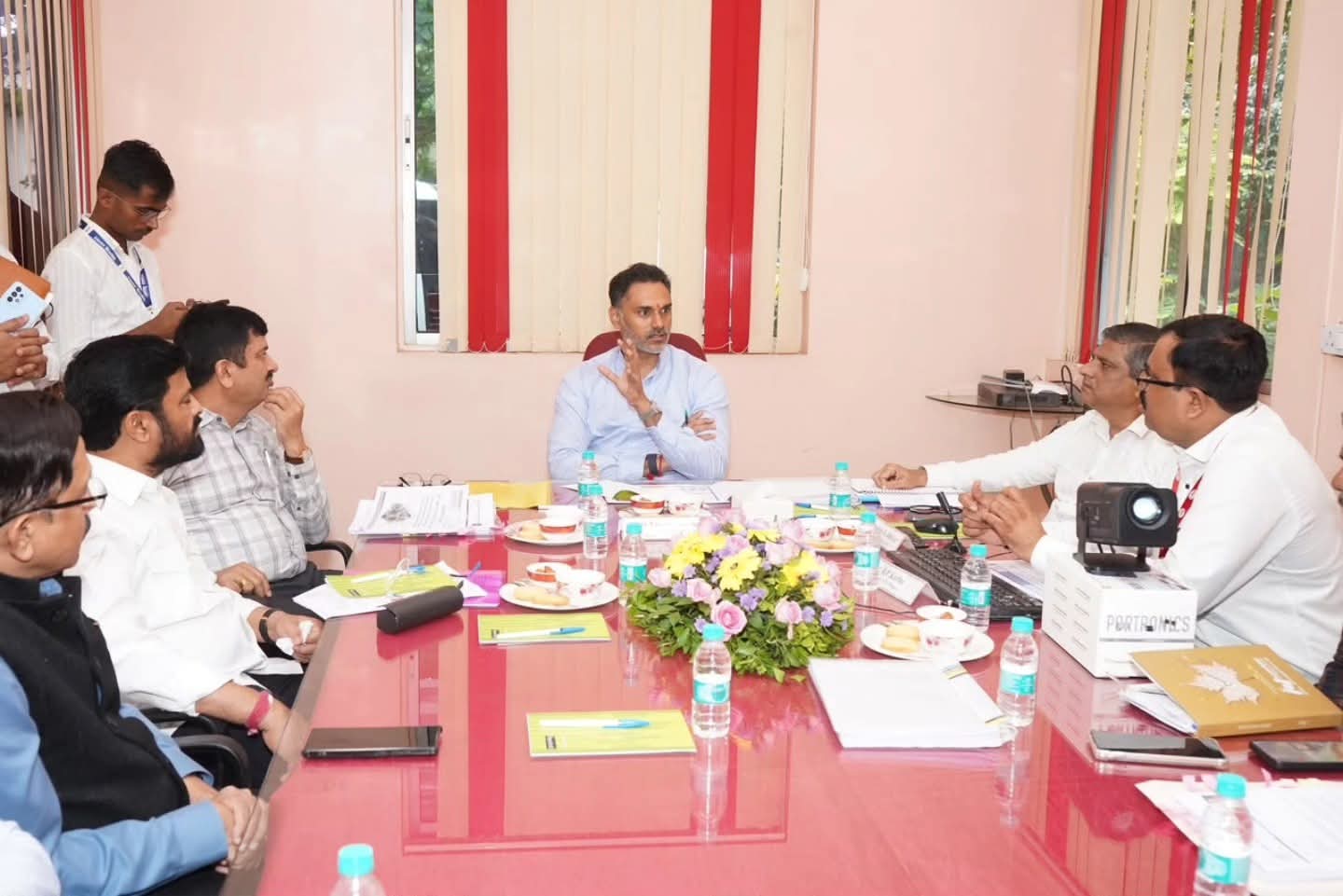 हाफकिन संस्थेला गतवैभव मिळवून देण्यासाठी शासन कटिबद्ध – राज्यमंत्री योगेश कदम